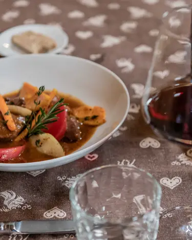 At the table at the Plazores restaurant in San Vigilio di Marebbe